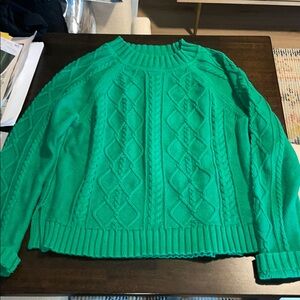 GAP Green Crew Neck Sweater with Cable Knit Design